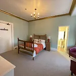 The Captain\'S Lodge Room Only Accommodation