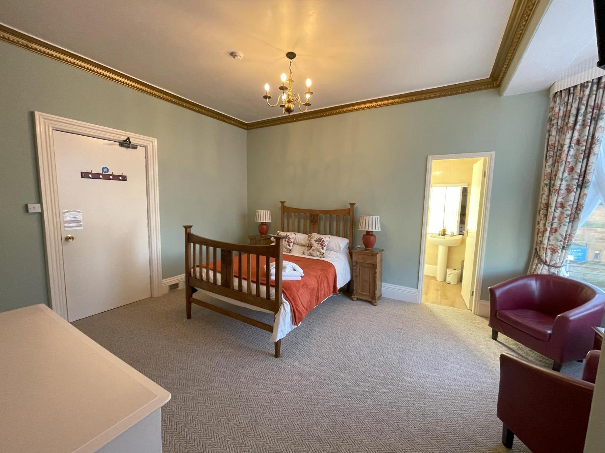 The Captain's Only Guest house Whitby